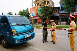 Ra quân tổng kiểm tra điều kiện hoạt động các phương tiện giao thông