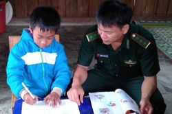 Người đảng viên trẻ tận tụy vì dân