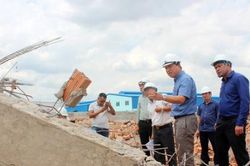Vụ sập tường 10 người tử vong: Nguyên nhân do đâu?