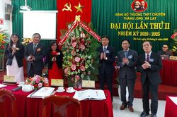 Đại hội lần thứ II Đảng bộ Trường THPT Chuyên Thăng Long Đà Lạt