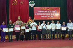Khen thưởng người cao tuổi tiêu biểu