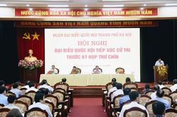 Bí thư Thành ủy Hà Nội Vương Đình Huệ tiếp xúc cử tri huyện Hoài Đức