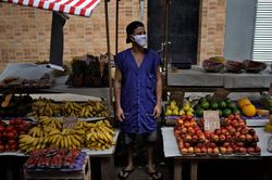 '5 tiểu thương thì 4 người nhiễm virus' - hiểm họa từ chợ ở Mỹ Latin