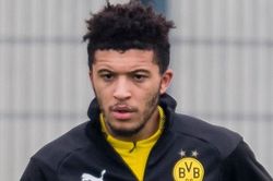 Vì sao Jadon Sancho dự bị trong trận Dortmund vs Schalke?
