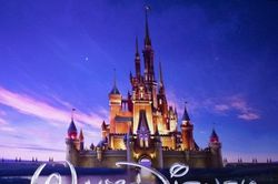 Walt Disney mở cửa trở lại một phần tại bang Florida