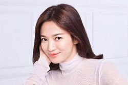 Chỉ một bức ảnh cũng khiến Song Hye Kyo lại bị đồn hẹn hò Park Bo Gum