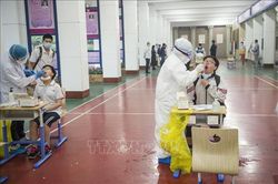 Thái Lan mở cửa trở lại các trung tâm mua sắm
