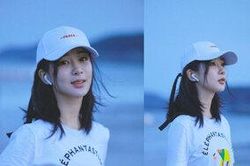 Bộ ảnh mới của Dương Tử lên top hot search, cư dân mạng: 'Xinh thật, nhưng giống Tiêu Tường quá, nhìn không ra'