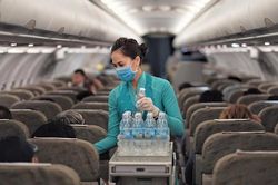 Thêm bốn ca mới, hai ca là tiếp viên hàng không Vietnam Airlines
