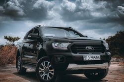 Trúng biển ngũ quý 5, Ford Ranger tăng giá gấp 3, rao 3 tỷ đồng