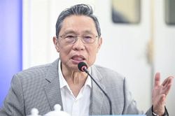 Chuyên gia Chung Nam Sơn công khai thừa nhận: chính quyền Vũ Hán đã che giấu tình hình dịch bệnh