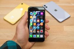 Apple có đang tự làm khó mình khi cho ra mắt iPhone SE 2020 ?