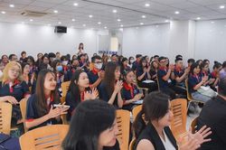 Tuyển sinh nhiều đợt, trường nghề hút học sinh