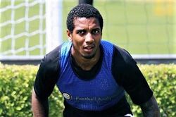 Ashley Young gây ấn tượng với mái tóc mới