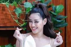 Những khoảnh khắc đáng yêu của Hoa hậu Hoàn vũ Việt Nam 2019 Nguyễn Trần Khánh Vân tại Talkshow do Người Đưa Tin Pháp luật tổ chức