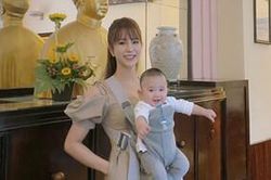 Khoe ảnh chơi cùng các con, Diệp Lâm Anh được khen càng đẻ càng đẹp