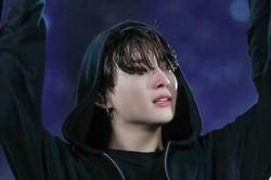 Đây là lý do Jungkook (BTS) bị ghét nhất trong hội 97-line: Tin đồn hẹn hò, tai nạn giao thông, đến bar Itaewon!