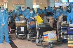 Sân bay Cần Thơ đón 339 công dân trở về từ Ấn Độ
