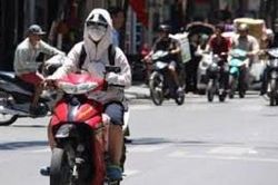Nắng nóng bỏng rát, Hà Nội vẫn xuất hiện chỉ số chất lượng không khí tốt