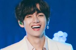 V BTS cởi mở nói về cảm giác chán nản và thay đổi tích cực để sống vui