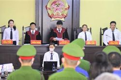 Gian lận thi cử ở Sơn La: Cựu Giám đốc Sở GD&ĐT lại xin xét xử vắng mặt
