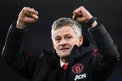 HLV Solskjaer cảnh báo đội hình hiện tại của MU
