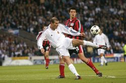 Siêu phẩm của Mandzukic đẳng cấp hơn bàn kinh điển của Zidane?