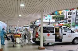 Phi công Anh chuyển viện sau 65 ngày điều trị