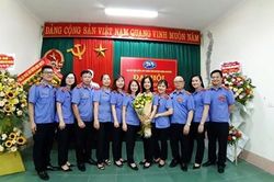 Đổi mới nội dung, phương thức lãnh đạo, thực hiện tốt nhiệm vụ chuyên môn