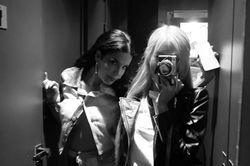 Sau nhiều lần bày tỏ tình cảm cùng nhau, Rosé (BlackPink) và Halsey chính thức 'bắt tay' trong phòng thu?