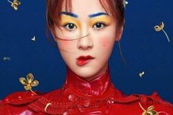 Dương Tử hết bị phát hiện dùng thế thân chụp áo cưới đến việc sản phẩm bị trả hàng, cư dân mạng nghi vấn: 'Hắc dài kì là có vấn đề đấy!'
