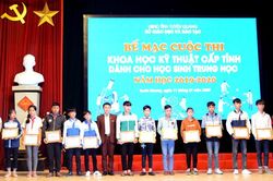 Sức sáng tạo của thầy trò vùng cao