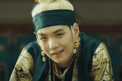 Hóa ra Suga (BTS) là trùm cuối của cú troll đếm ngược ngày tung mixtape 'D-2'