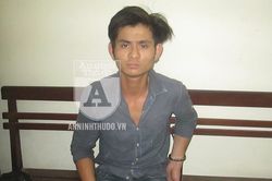 Bị tổ 141 phát hiện tàng trữ heroin, nam thanh niên trình bày... 'chỉ chơi, không nghiện'