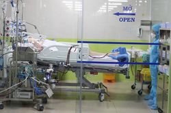 Phi công Anh ngừng lọc máu, tiên lượng vẫn nặng