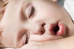 3 bước 'ma thuật' giúp con đi ngủ dễ dàng để bố mẹ có thể dành thời gian cho bản thân