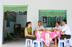 Giúp đoàn viên, người lao động khó khăn ổn định cuộc sống