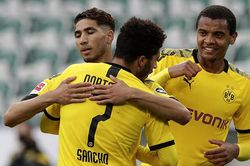Jadon Sancho cân bằng thành tích với Messi, có thể bị khiển trách vì ăn mừng