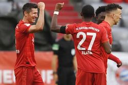 Bayern Munich và Lewandowski cán mốc kỷ lục bàn thắng