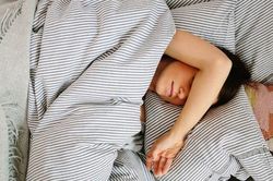 Được trả vài trăm triệu chỉ để... ngủ, công việc đơn giản lương cao ngất
