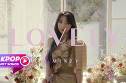Quên Minzy phá cách đi, có một cô nàng váy vóc 'bánh bèo', bùng nổ visual sau gần 3 năm vắng bóng