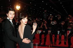 'Ảnh hậu' Im Soo Jung bất ngờ đăng ảnh Hyun Bin với chú thích: 'Em yêu anh…'