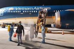 Đưa hơn 300 công dân Việt Nam về nước an toàn