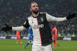 Newcastle muốn chiêu mộ Higuain