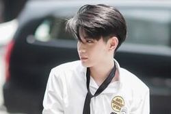 Đào Bá Lộc bị bạn thân bóc phốt thiếu chuyên nghiệp, nhưng khán giả lại soi ra chiêu trò PR MV mới?