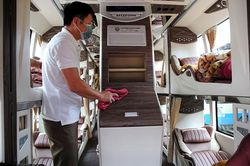 Vận tải hành khách nỗ lực vượt khó