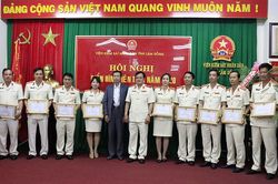 Nâng cao hiệu quả phong trào thi đua ngành kiểm sát nhân dân