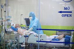 Bệnh nhân 91 vẫn hôn mê, phụ thuộc gần hoàn toàn vào tim phổi nhân tạo