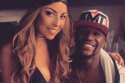 Mayweather bị chỉ trích vì thói ngông cuồng