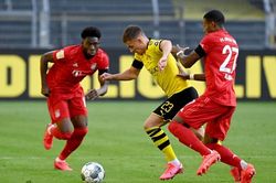 Haaland chấn thương, Dortmund gục ngã trước Bayern